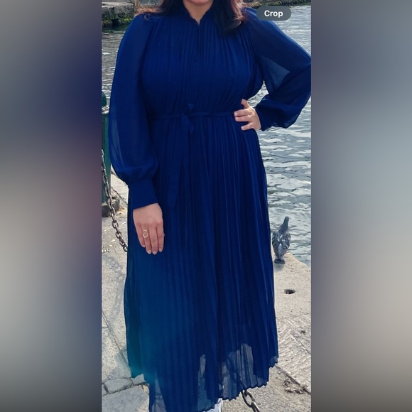 BR dress M w/ lining - Picture 2 of 2